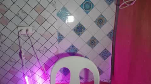 Laylia3 online show from February 2026 11:12:01 PM