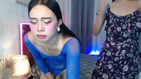 hoelymolly online show from April 2026 08:59:02 PM