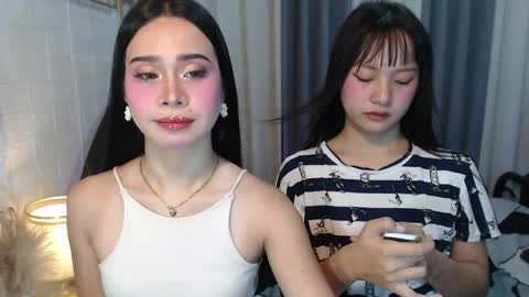 hoelymolly online show from May 2026 09:31:01 PM