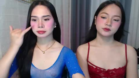 hoelymolly online show from June 2026 06:12:01 PM
