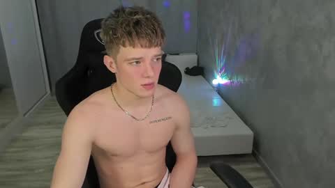 Victor online show from January 2025 10:11:02 PM