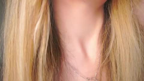 Moni Monica online show from May 2026 08:00:01 AM