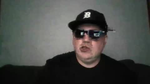 holden_minutz online show from June 2026 06:38:02 AM