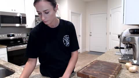 Holi Hurricane online show from November 2025 04:00:01 AM