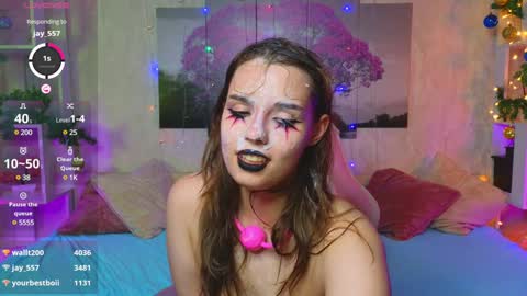 Snapshot of hollisbelch chatting on December 2024 11:06:02 PM Lux online show from December 2024 11:06:02 PM