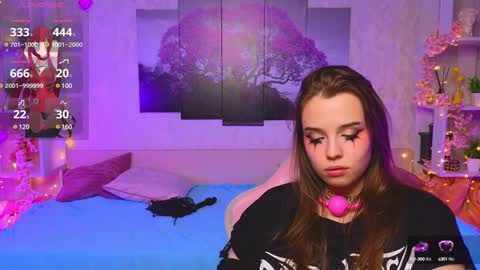 Snapshot of hollisbelch chatting on January 2025 01:22:02 AM Lux online show from January 2025 01:22:02 AM