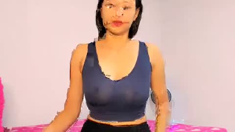 holly... online show from June 2026 04:06:01 PM