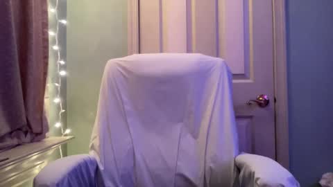 Hollys Drive threw Side Of CB. online show from December 2024 07:35:02 AM