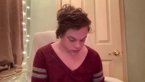 Hollys Drive threw Side Of CB. online show from December 2024 12:54:01 AM