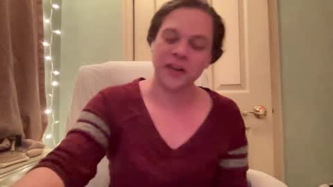 Hollys Drive threw Side Of CB. online show from December 2024 03:58:02 AM