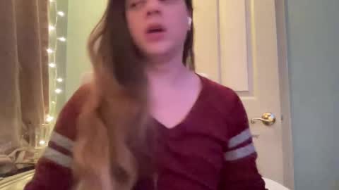 Hollys Drive threw Side Of CB. online show from December 2024 07:04:02 AM