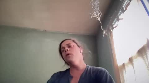 Hollys Drive threw Side Of CB. online show from November 2025 04:19:01 PM