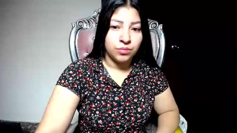 Snapshot of holly__20 chatting on February 2025 09:20:01 AM holly online show from February 2025 09:20:01 AM