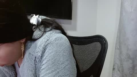 Snapshot of holly_rose69 chatting on May 2026 09:36:01 AM Holly online show from May 2026 09:36:01 AM