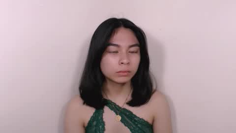 hollyaki69 online show from February 2026 11:19:02 PM