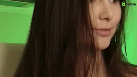 Snapshot of hollyextra chatting on January 2025 12:20:01 AM hollyextra online show from January 2025 12:20:01 AM