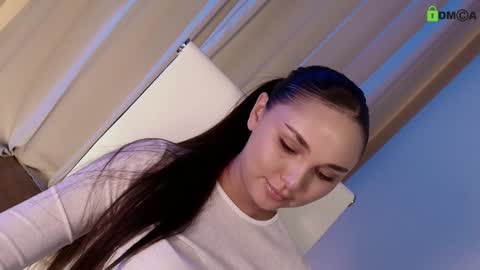 Snapshot of hollyextra chatting on February 2025 08:53:02 PM hollyextra online show from February 2025 08:53:02 PM