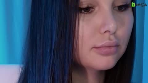 Snapshot of hollyextra chatting on February 2025 10:00:02 PM hollyextra online show from February 2025 10:00:02 PM