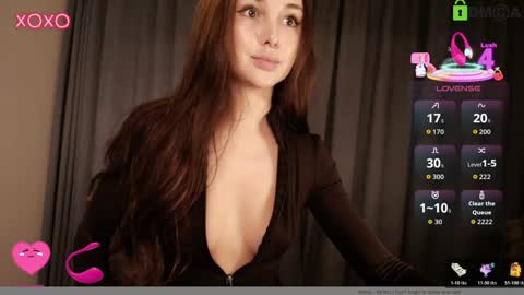 Snapshot of hollyextra chatting on November 2025 10:10:02 PM hollyextra online show from November 2025 10:10:02 PM