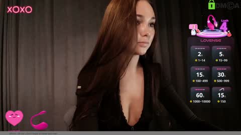 Snapshot of hollyextra chatting on November 2025 03:44:01 PM hollyextra online show from November 2025 03:44:01 PM