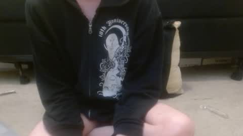 Holly Hawkes online show from September 2025 01:18:01 AM