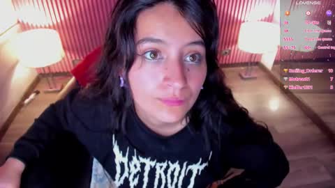 Holly online show from September 2025 01:48:02 PM