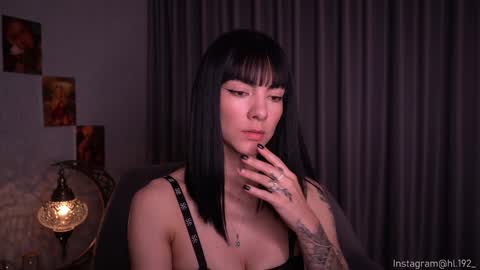 Snapshot of hollylinder_ chatting on January 2025 02:04:01 AM Holly Linder online show from January 2025 02:04:01 AM
