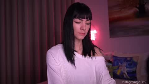 Snapshot of hollylinder_ chatting on February 2025 01:30:02 AM Holly Linder online show from February 2025 01:30:02 AM