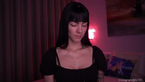 Snapshot of hollylinder_ chatting on February 2025 04:54:01 AM Holly Linder online show from February 2025 04:54:01 AM