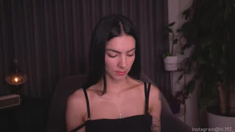 Snapshot of hollylinder_ chatting on September 2025 01:18:02 AM Holly Linder online show from September 2025 01:18:02 AM