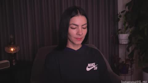 Snapshot of hollylinder_ chatting on September 2025 02:57:01 AM Holly Linder online show from September 2025 02:57:01 AM