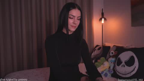 Snapshot of hollylinder_ chatting on October 2025 02:20:01 AM Holly Linder online show from October 2025 02:20:01 AM