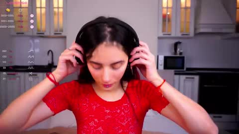 Delly online show from February 2025 12:16:02 PM