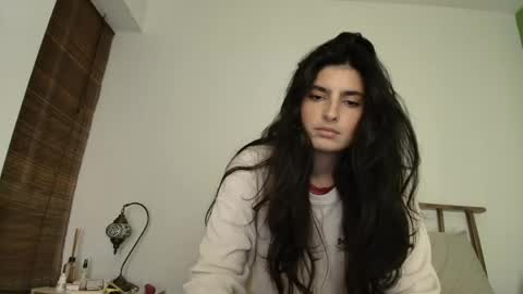 hollyshit_ online show from April 2026 01:36:02 AM