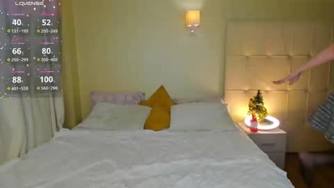 Emma online show from December 2024 01:14:01 AM