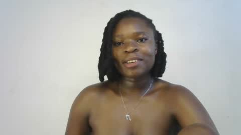 Snapshot of holy_ebony chatting on April 2026 10:25:01 AM holy_ebony online show from April 2026 10:25:01 AM
