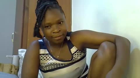Snapshot of holy_ebony chatting on May 2026 10:48:01 PM holy_ebony online show from May 2026 10:48:01 PM