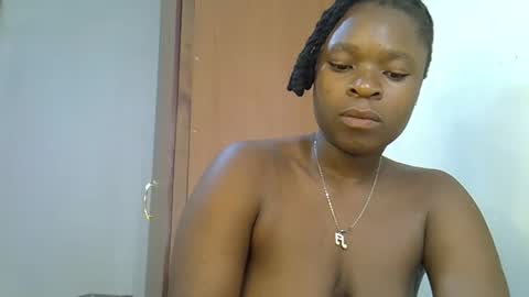 Snapshot of holy_ebony chatting on May 2026 09:14:01 AM holy_ebony online show from May 2026 09:14:01 AM