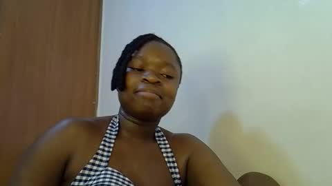 Snapshot of holy_ebony chatting on May 2026 01:50:01 PM holy_ebony online show from May 2026 01:50:01 PM