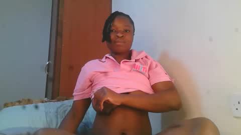 Snapshot of holy_ebony chatting on May 2026 09:01:01 PM holy_ebony online show from May 2026 09:01:01 PM