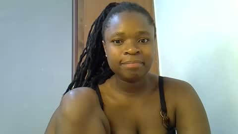 Snapshot of holy_ebony chatting on May 2026 08:43:02 AM holy_ebony online show from May 2026 08:43:02 AM
