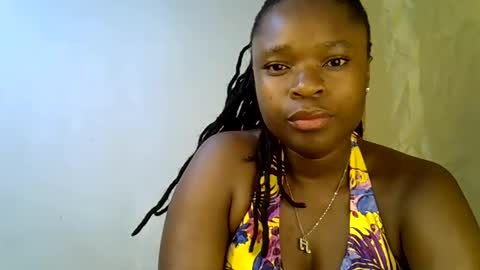 Snapshot of holy_ebony chatting on May 2026 03:20:02 PM holy_ebony online show from May 2026 03:20:02 PM