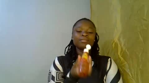 Snapshot of holy_ebony chatting on May 2026 07:34:01 PM holy_ebony online show from May 2026 07:34:01 PM