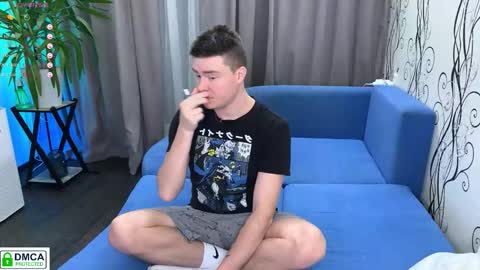 Snapshot of holy_eggs_00 chatting on October 2025 06:41:02 PM holy_eggs_00 online show from October 2025 06:41:02 PM