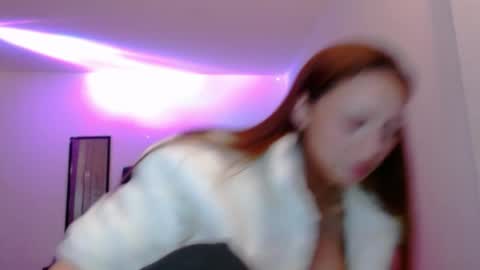 Juli online show from April 2026 04:04:02 AM