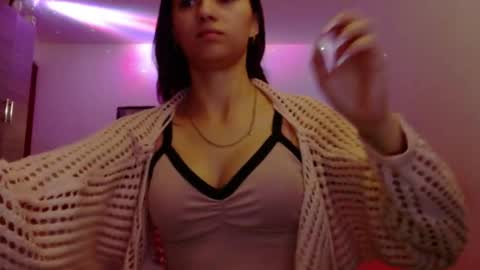 Juli online show from April 2026 03:59:02 AM