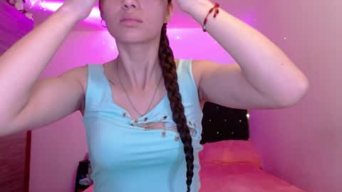 Juli online show from May 2026 04:40:01 AM