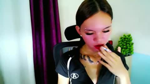 holy_maxine online show from February 2026 06:40:02 AM