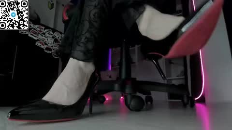 holy_mistresss online show from June 2026 07:35:02 AM