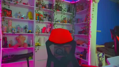 Rumi online show from November 2025 09:52:01 AM